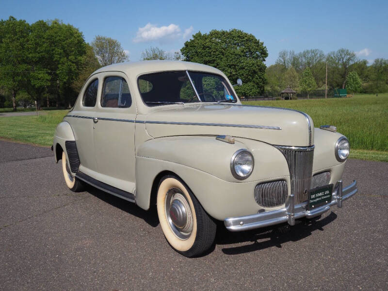 1941 Ford Deluxe