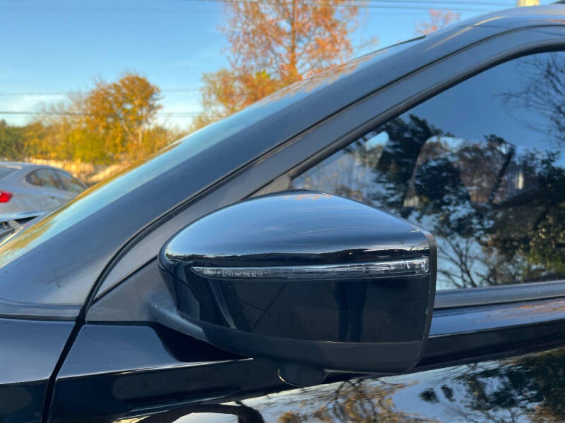 2018 Nissan Kicks SR