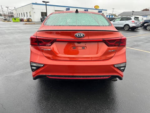 2021 Kia Forte GT Line