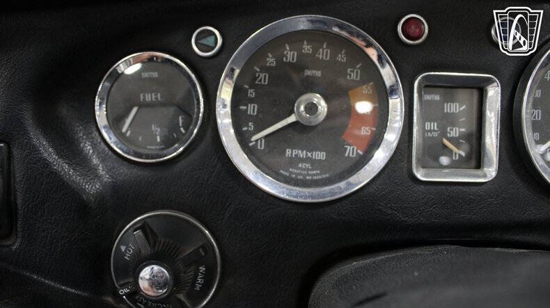 1972 MG B