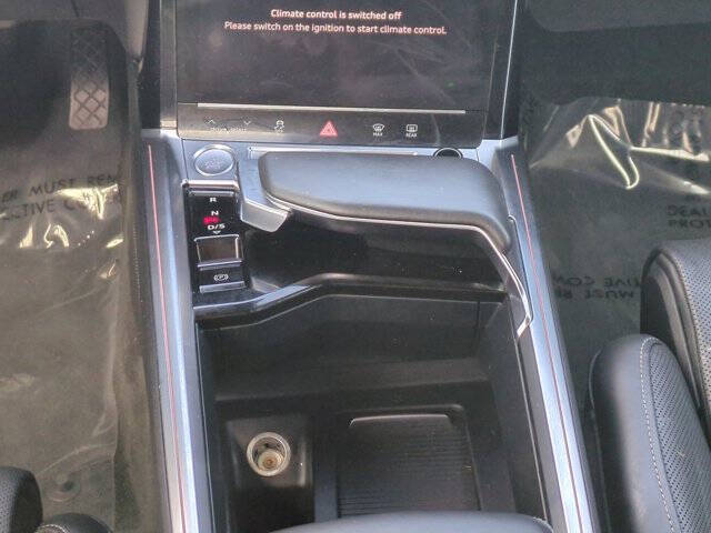 2019 Audi e-tron quattro Prestige