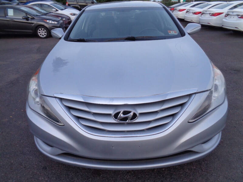 2011 Hyundai Sonata GLS photo 3