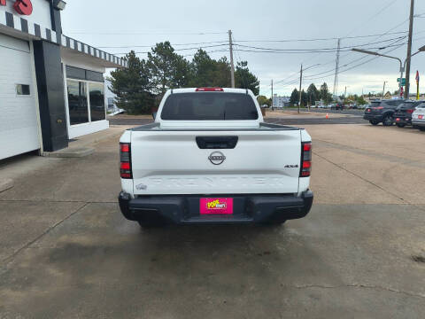 2022 Nissan Frontier S