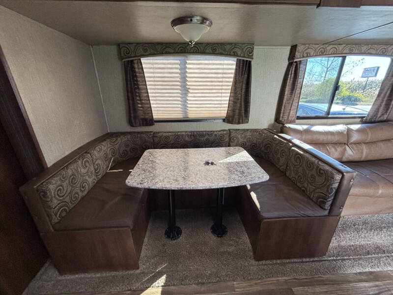 2017 Passport Ultra Lite Grand Touring