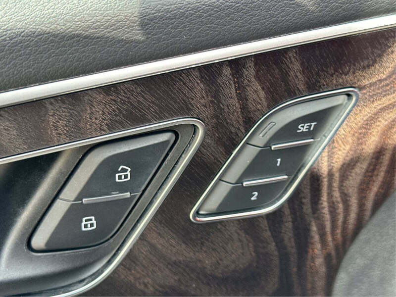 2021 Audi Q8 quattro Premium 55 TFSI