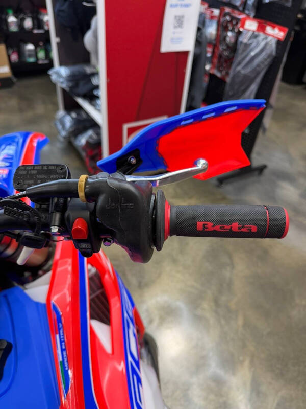 2025 Beta 200 RR Race Edition