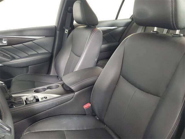 2023 Infiniti Q50 Sensory