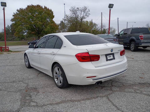 2017 BMW 3 Series 330e iPerformance