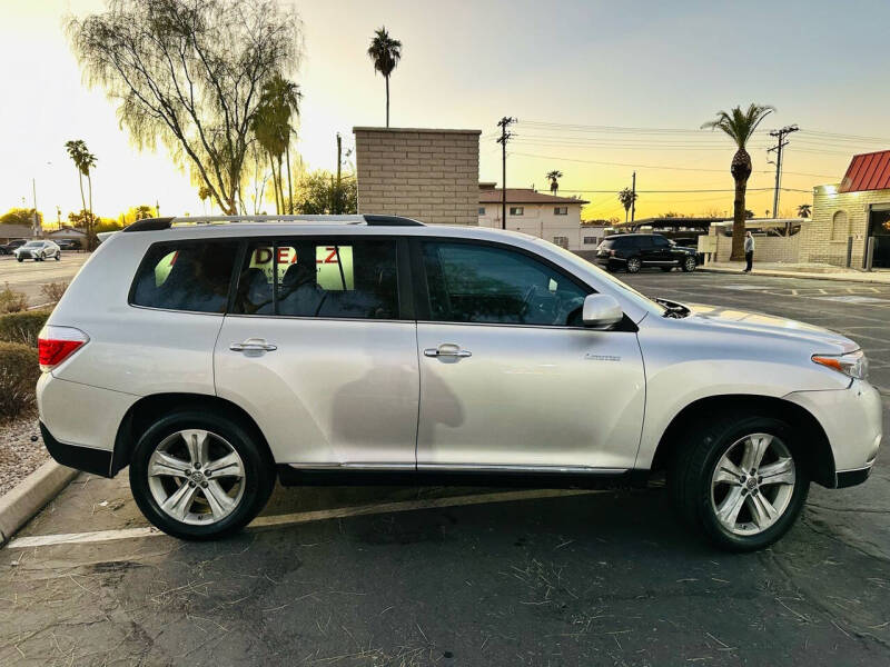 2013 Toyota Highlander Limited photo 9