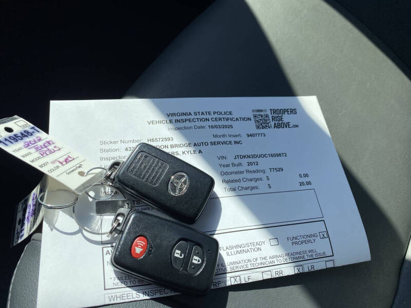 2012 Toyota Prius Five