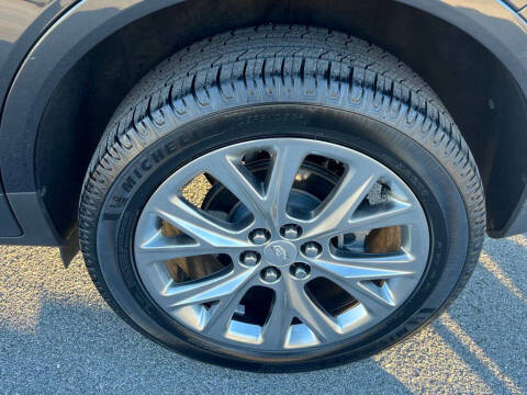 2020 Cadillac XT5 Sport