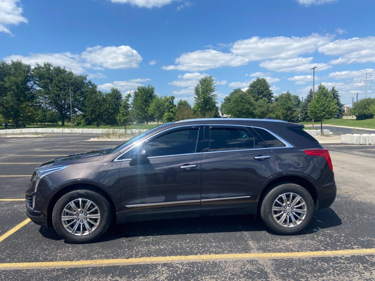 2017 Cadillac XT5 for sale at ZAKS AUTO INC in Detroit, MI