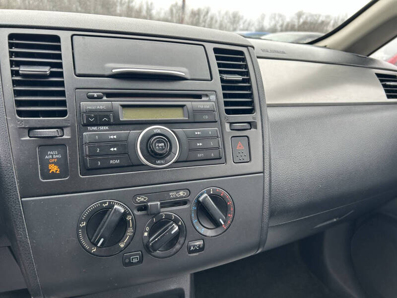 2008 Nissan Versa 1.8 S