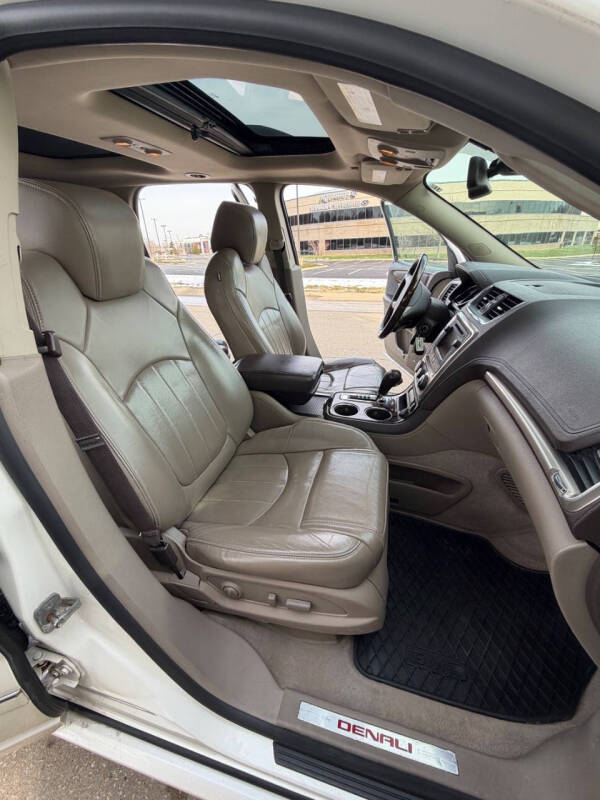 2014 GMC Acadia Denali