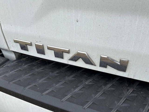 2024 Nissan Titan SV