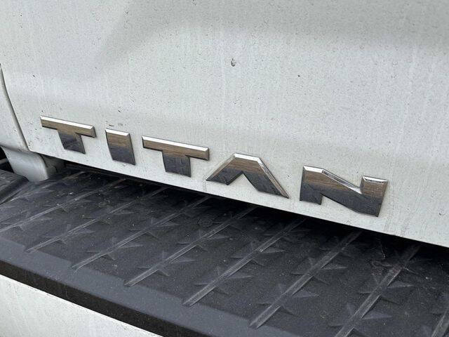 2024 Nissan Titan SV