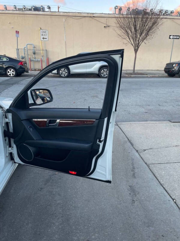 2009 Mercedes-Benz C-Class C 300 Sport 4MATIC