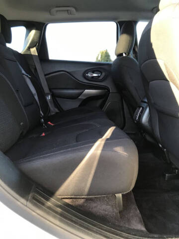 2019 Jeep Cherokee Latitude