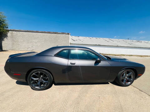 2018 Dodge Challenger SXT