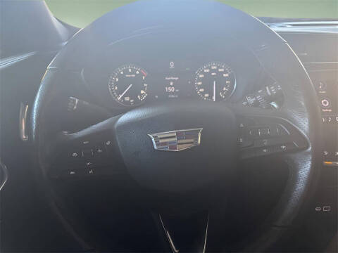 2019 Cadillac XT4 Sport
