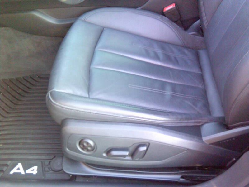 2018 Audi A4 2.0T quattro Premium Plus