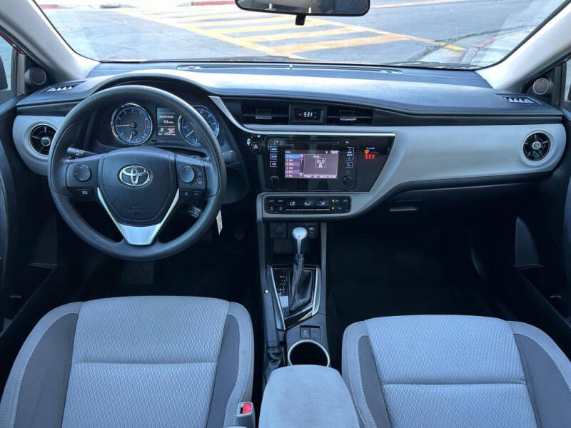 2018 Toyota Corolla LE