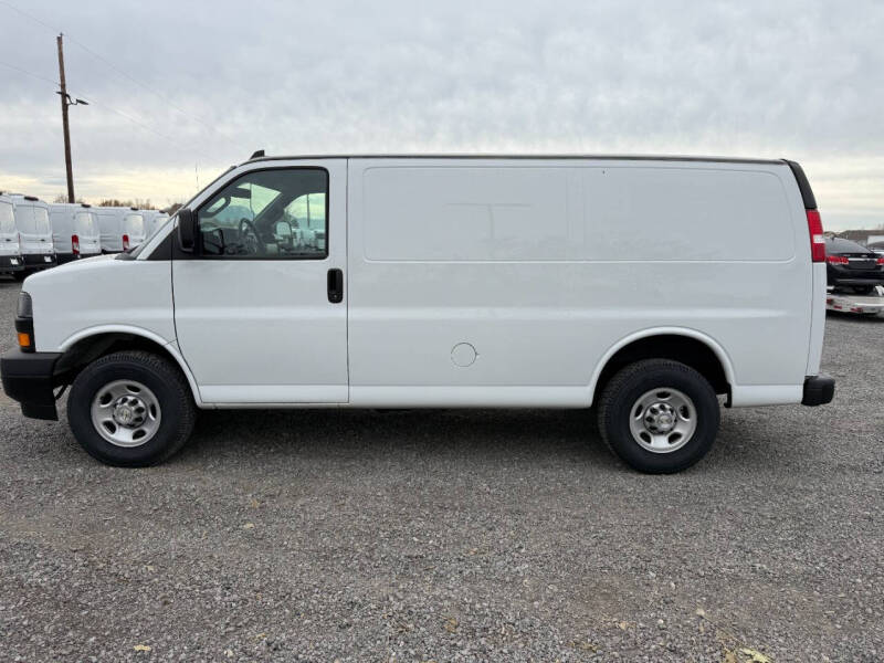 2022 Chevrolet Express 3500
