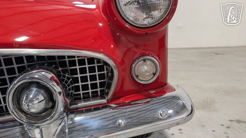 1955 Ford Thunderbird