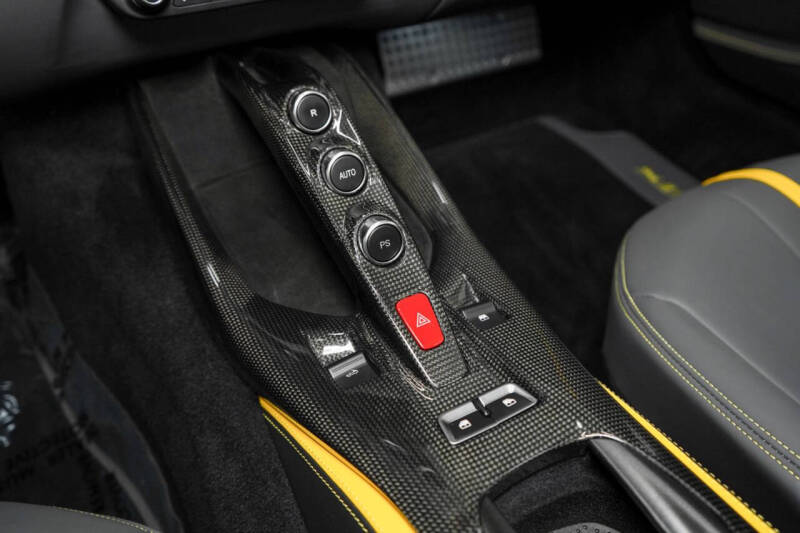 2023 Ferrari 812 GTS