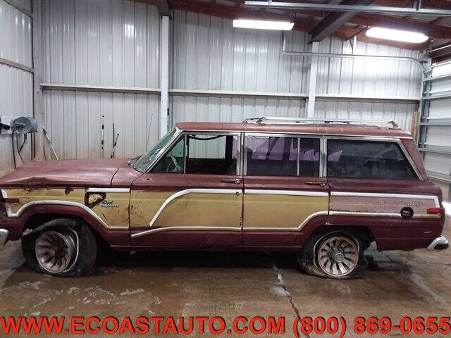 1986 Jeep Grand Wagoneer's photo
