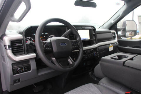 2026 Ford F-350 Super Duty XLT