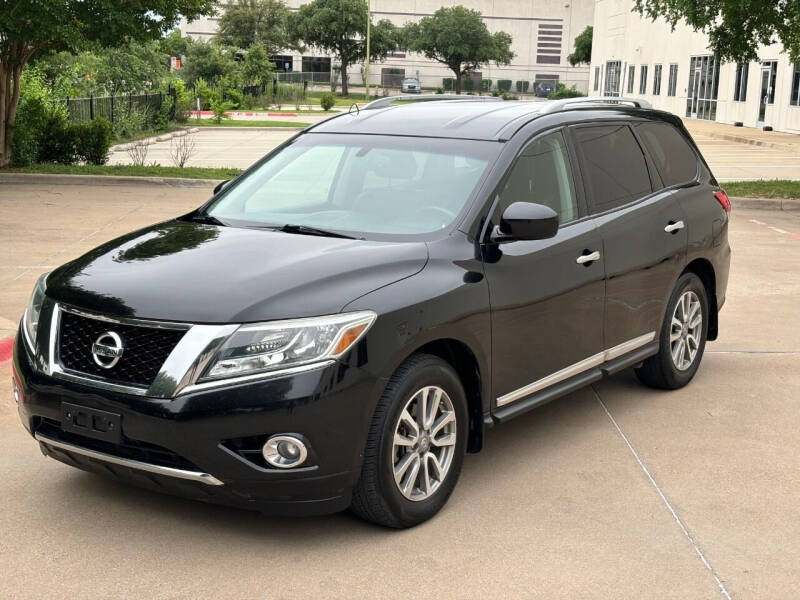 2015 Nissan Pathfinder SL photo 2