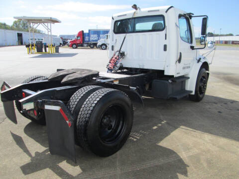 2007 Freightliner Business class M2