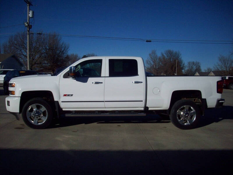 Used 2016 Chevrolet Silverado 2500HD LTZ with VIN 1GC1KWE89GF275941 for sale in Kansas City