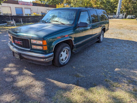 1999 GMC Suburban for sale at Branch Avenue Auto Auction in Clinton MD