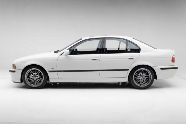 2001 BMW M5