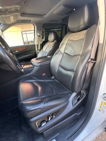 2020 Cadillac Escalade Luxury