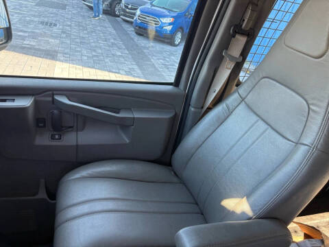 2018 Chevrolet Express 2500