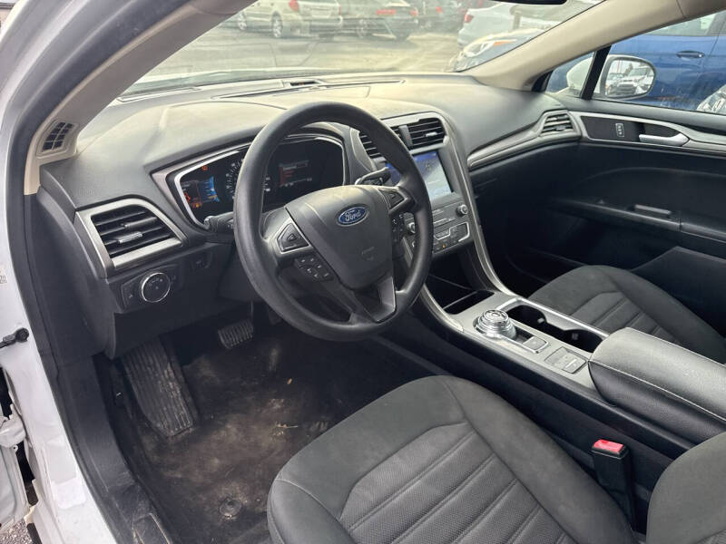 2019 Ford Fusion SE