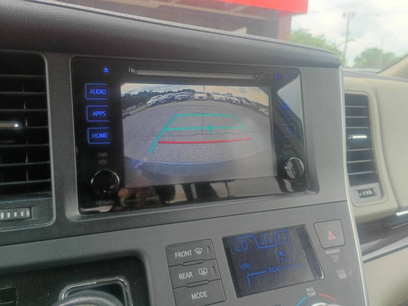 2017 Toyota Sienna