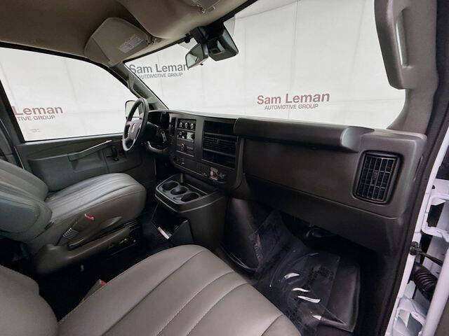 2026 Chevrolet Express 2500