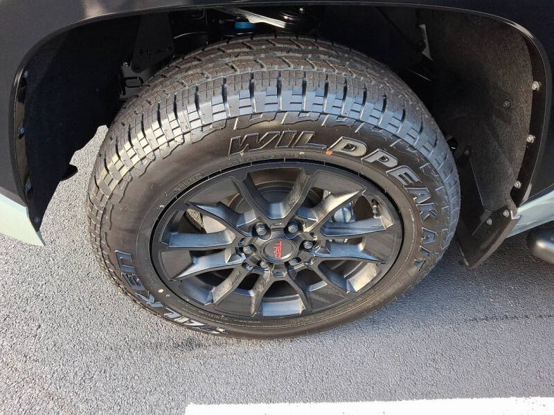 2026 Toyota Tundra Platinum HV