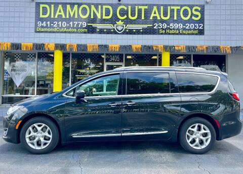 2017 Chrysler Pacifica for sale at Diamond Cut Autos in Fort Myers FL