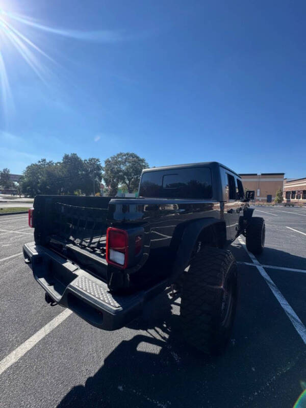 2020 Jeep Gladiator Sport