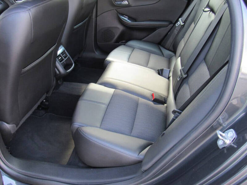 2019 Chevrolet Impala LT