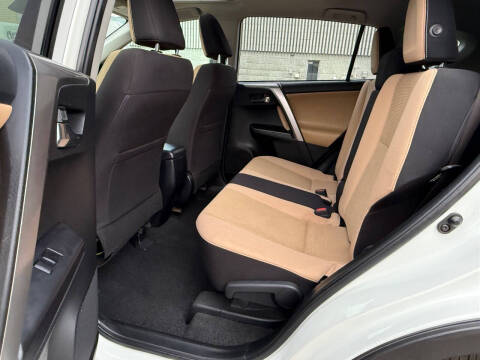 2017 Toyota RAV4 XLE