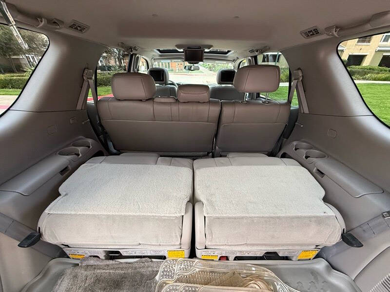 2004 Toyota Sequoia Limited