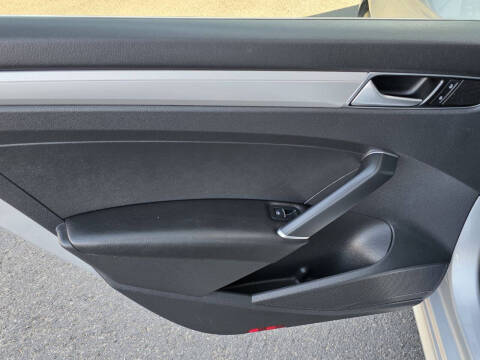 2016 Volkswagen Passat 1.8T S