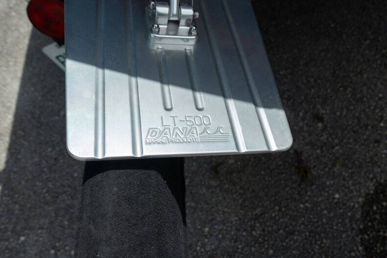 1986 Donzi Marine Minx 20'