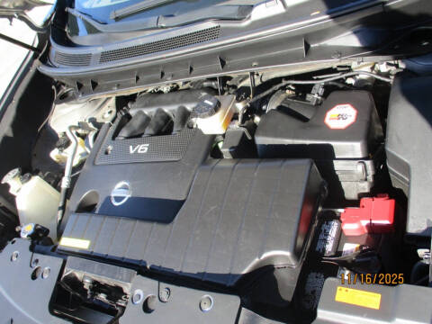 2011 Nissan Murano LE